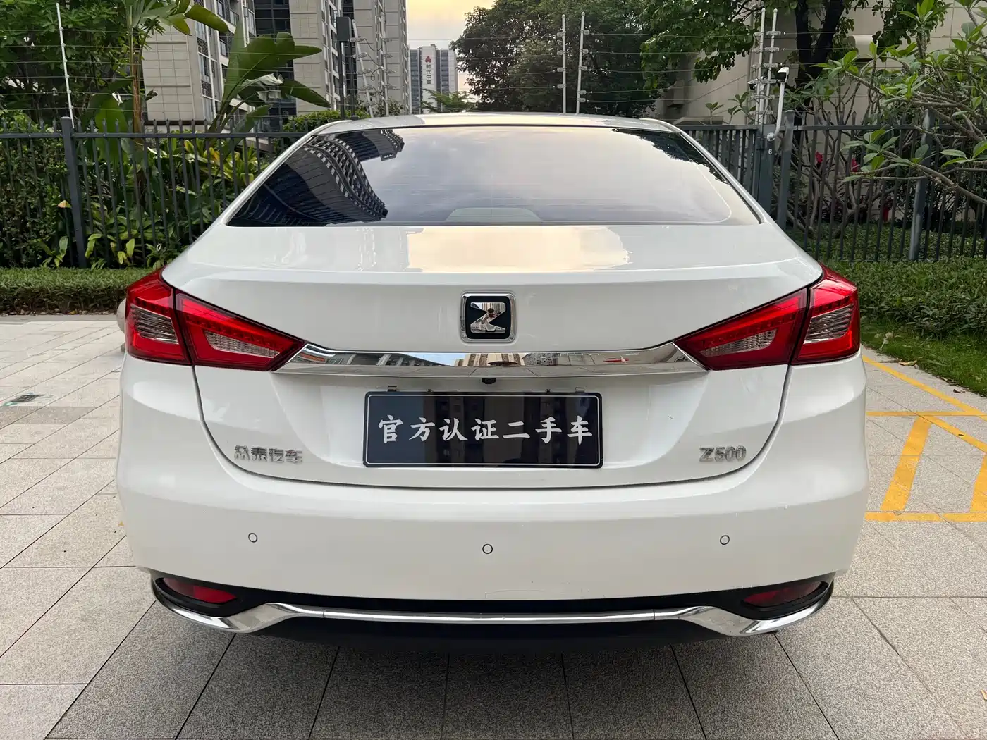 Zotye Z500 2015 2015 1.5T CVT Premium