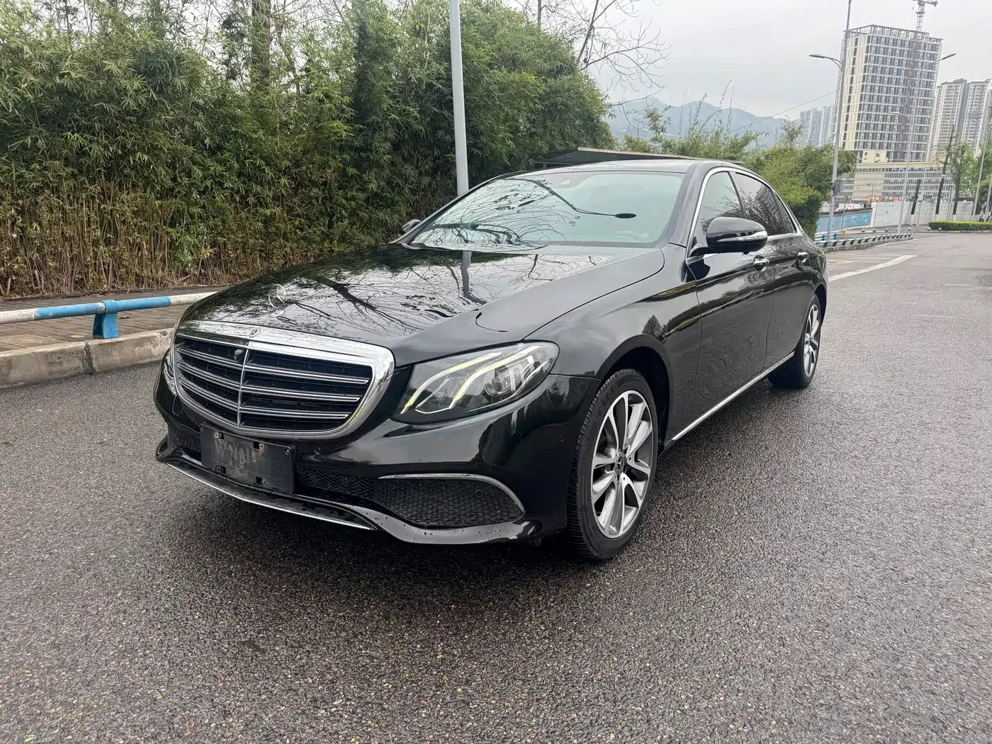 Mercedes-Benz E-Class 2016 E 300 L Fashion Type