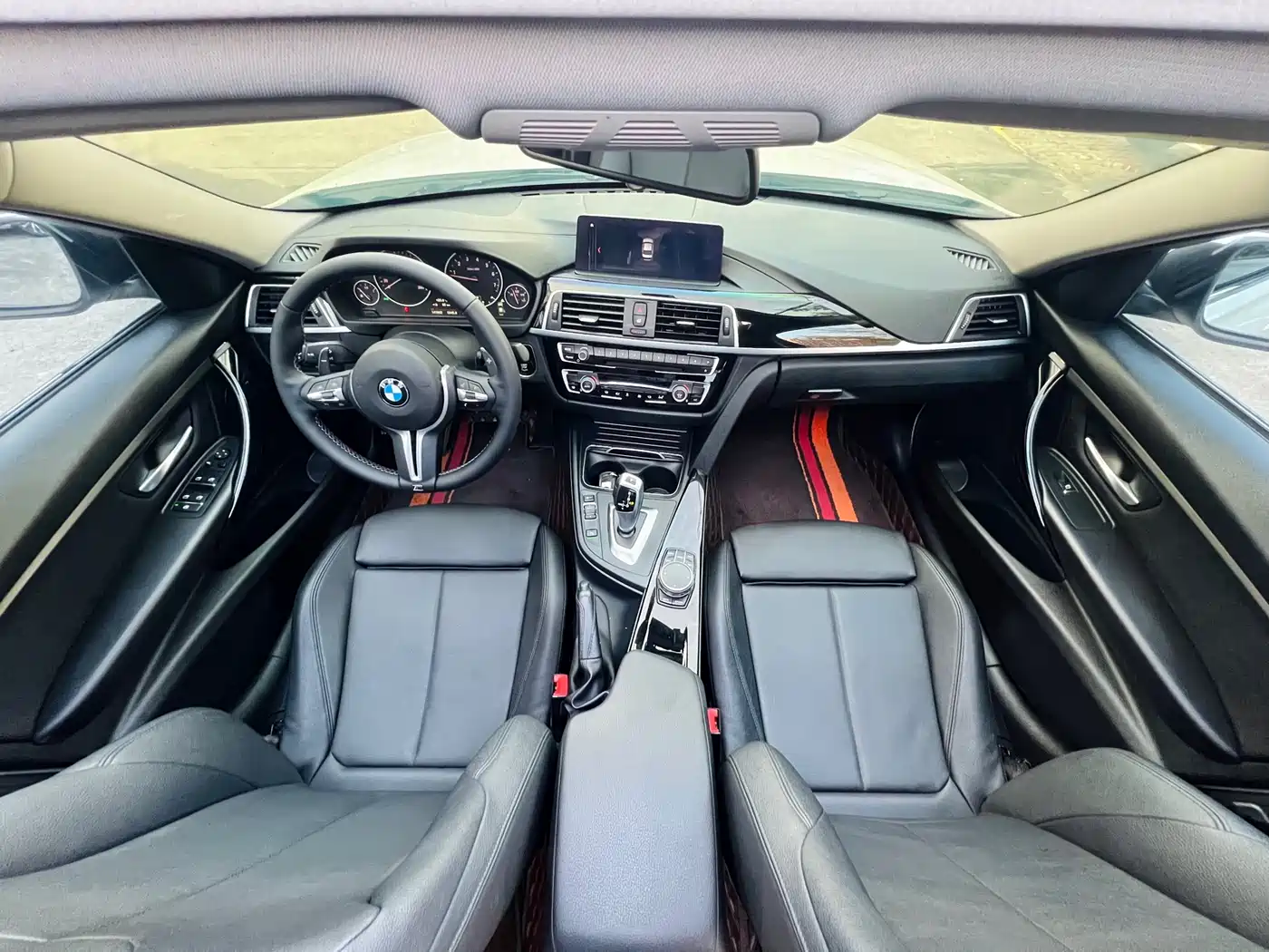 BMW 3 Series 2019 320Li M Sport Package фото 16