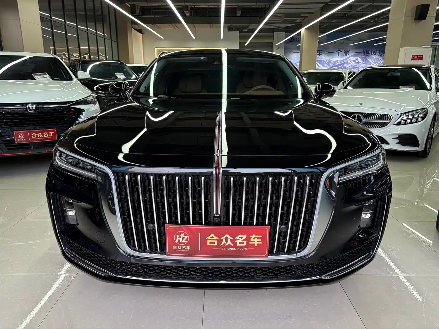 Hongqi H9 2023 Model 2.0T Smart Connect Flagship Edition фото 2