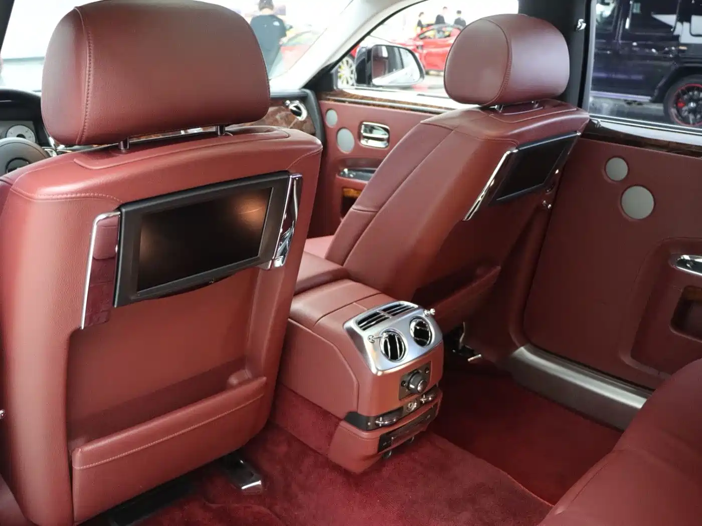 Photo 25 - Rolls-Royce Ghost