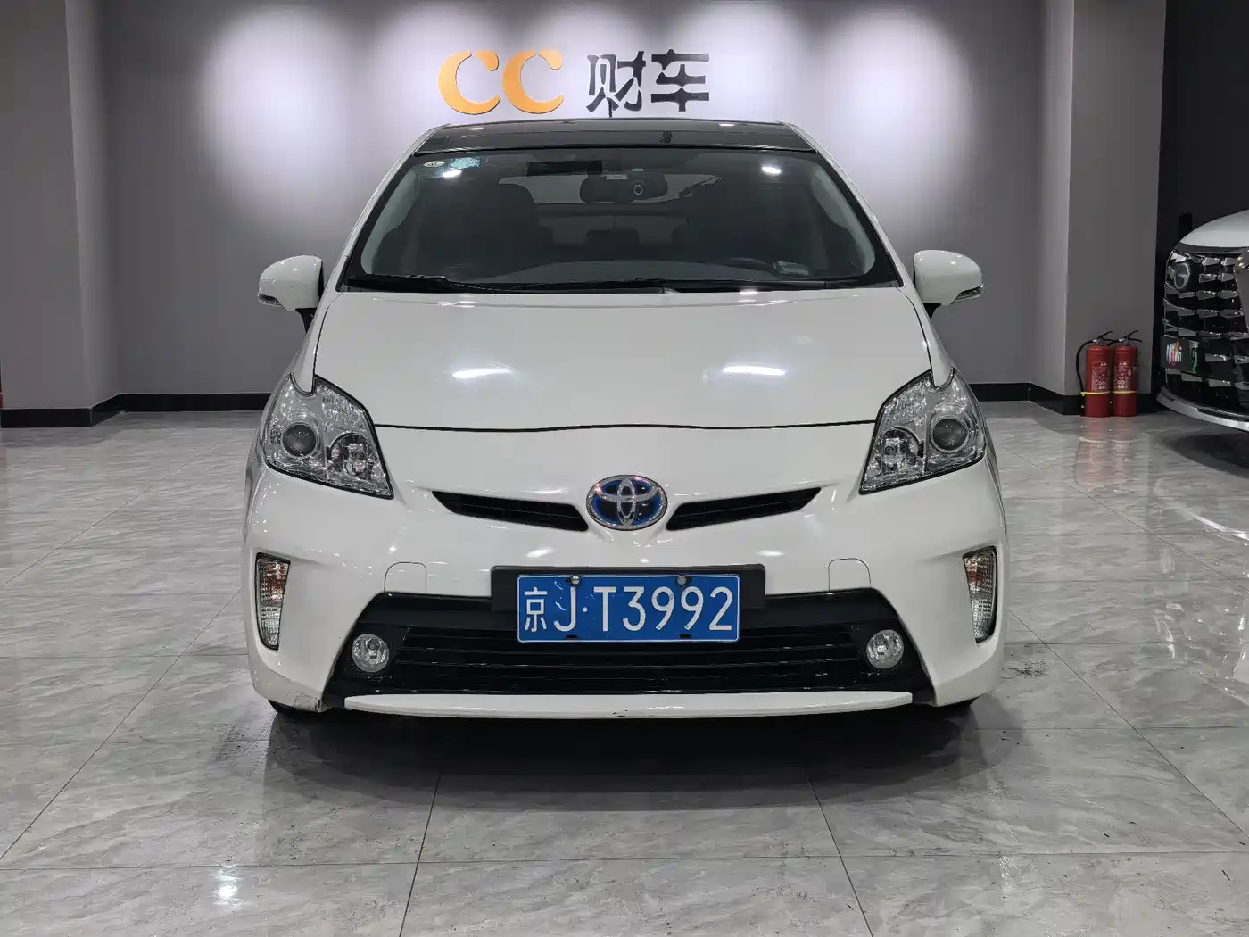 Toyota Prius 2013 2012 1.8L Luxury Advanced Edition