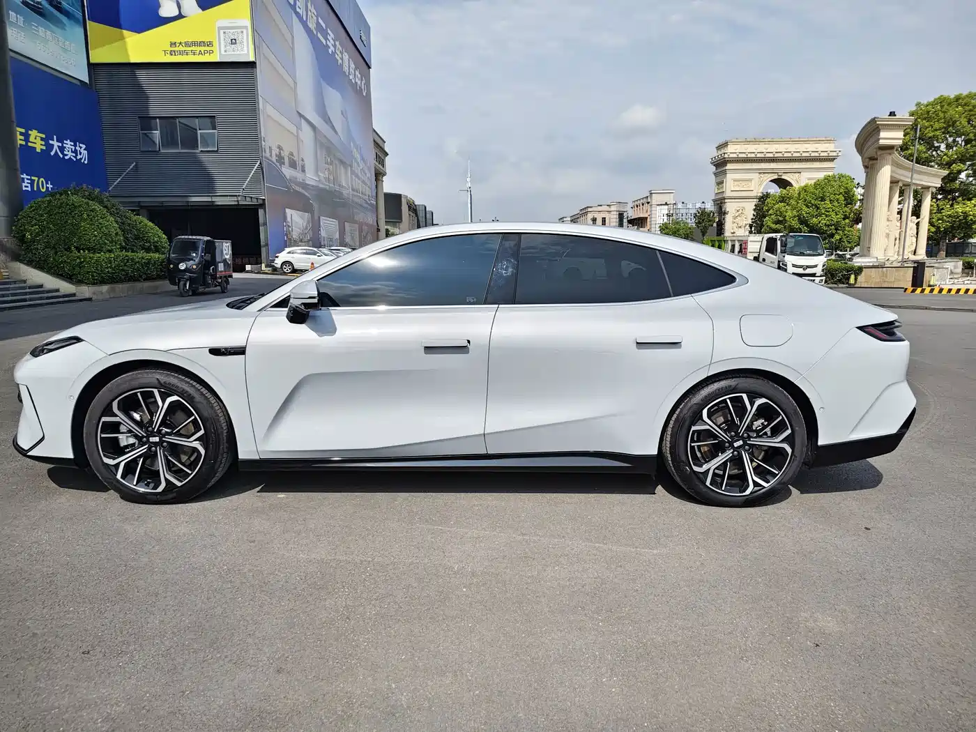 Geely Galaxy Galaxy E8 2025 2025 700km Long Voyage Smart Drive Edition