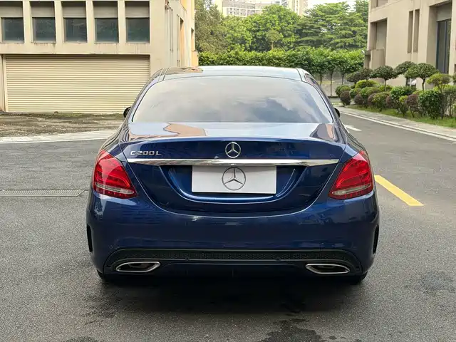 Mercedes-Benz C-Class 2018 C 200 L Sport Edition — фото 3