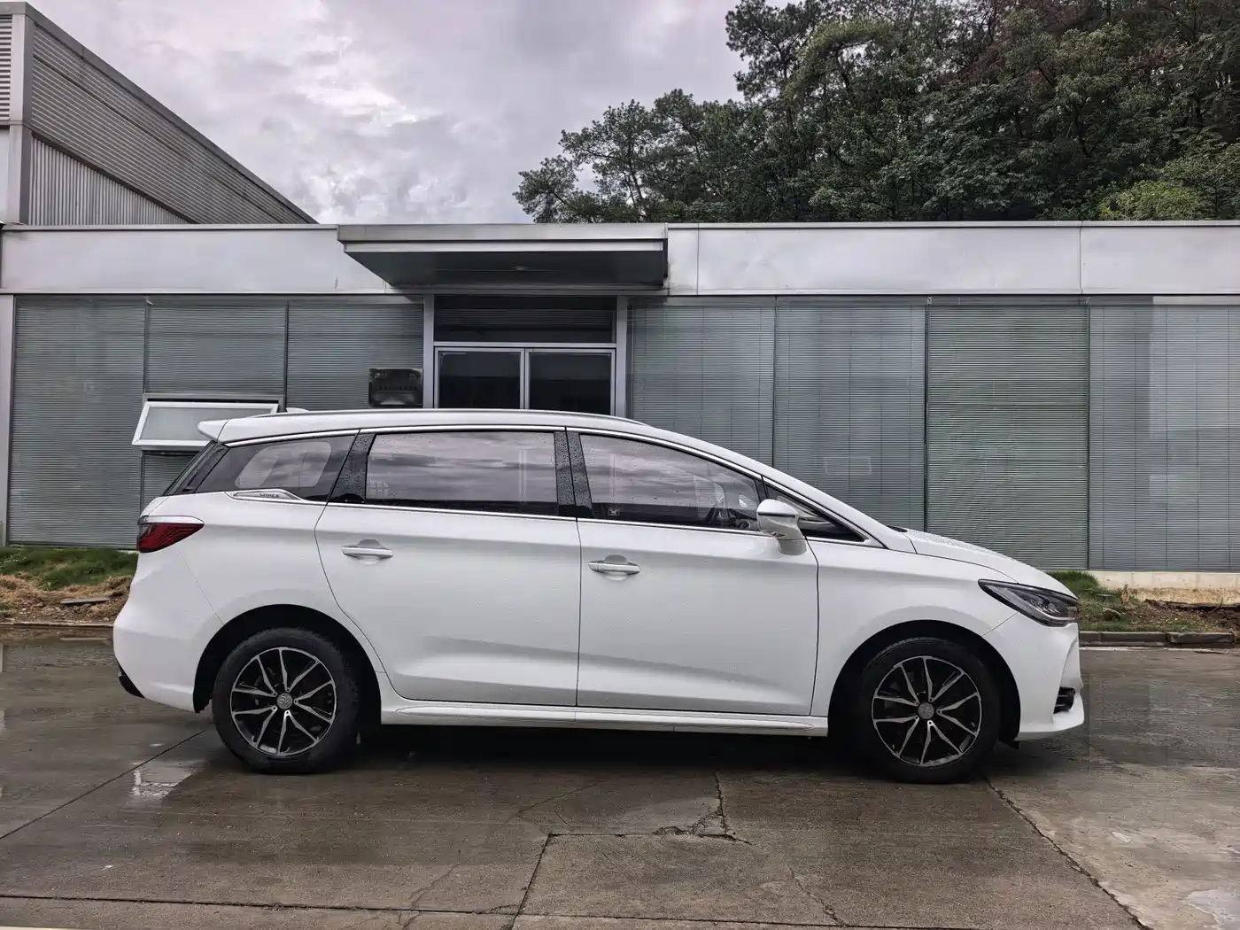 BYD Song MAX 2017 2017 1.5T Auto Smart Elite 7-Seater