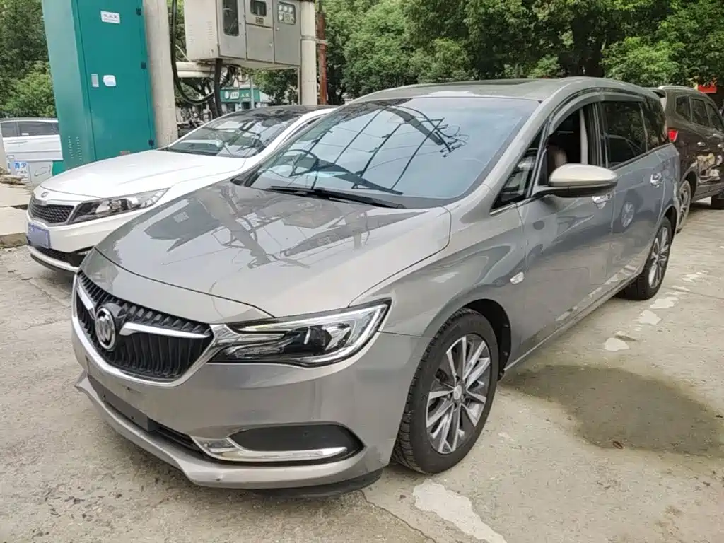Фото 1 - Buick GL6