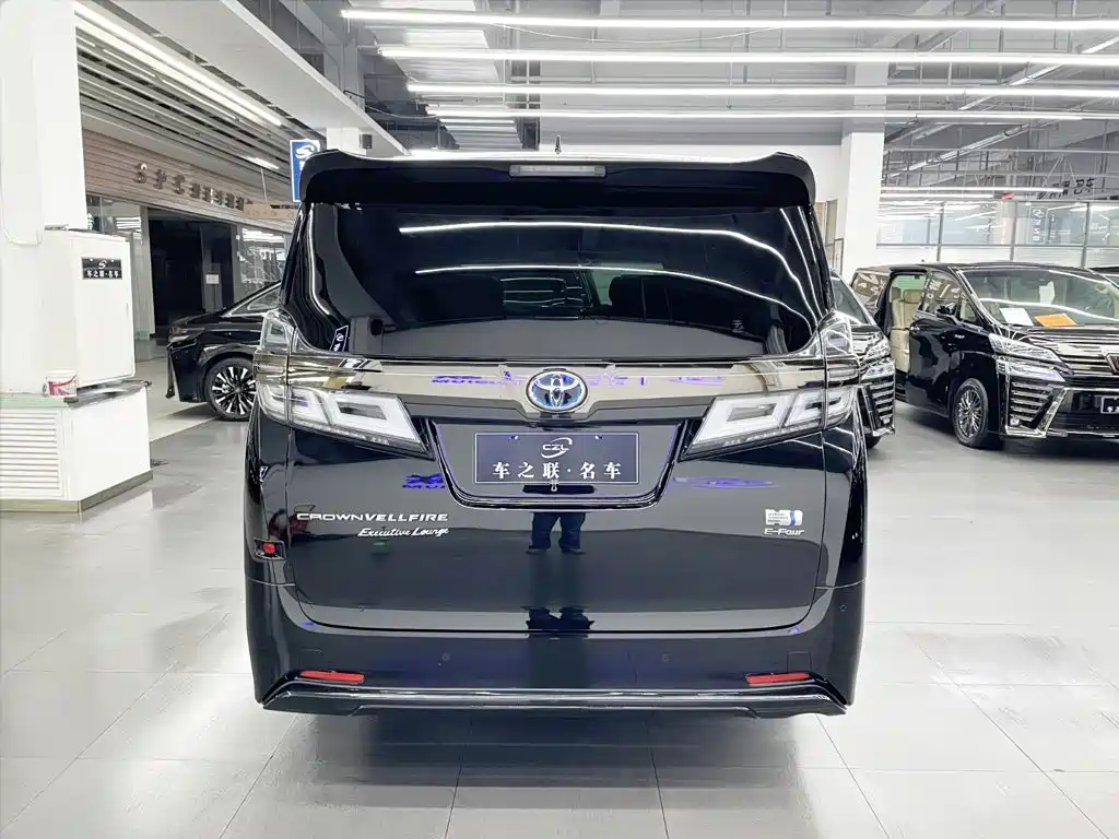 Toyota Vellfire 2023 2023 Crown Hybrid 2.5L HV Premium