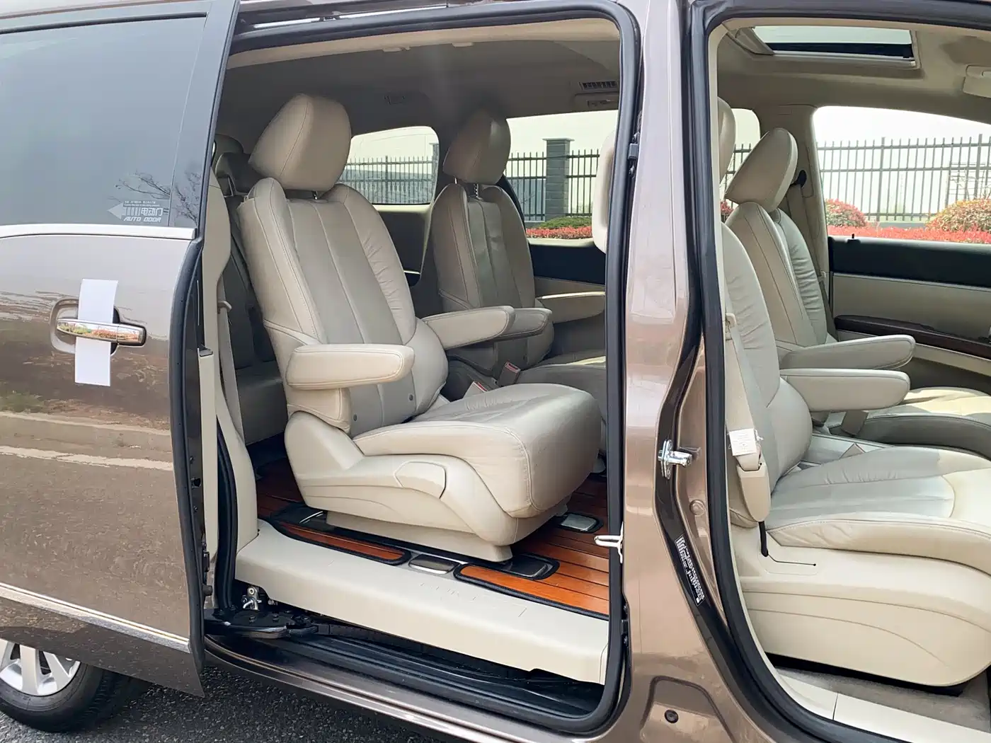 Buick GL8 2017 25S Luxury China V фото 24