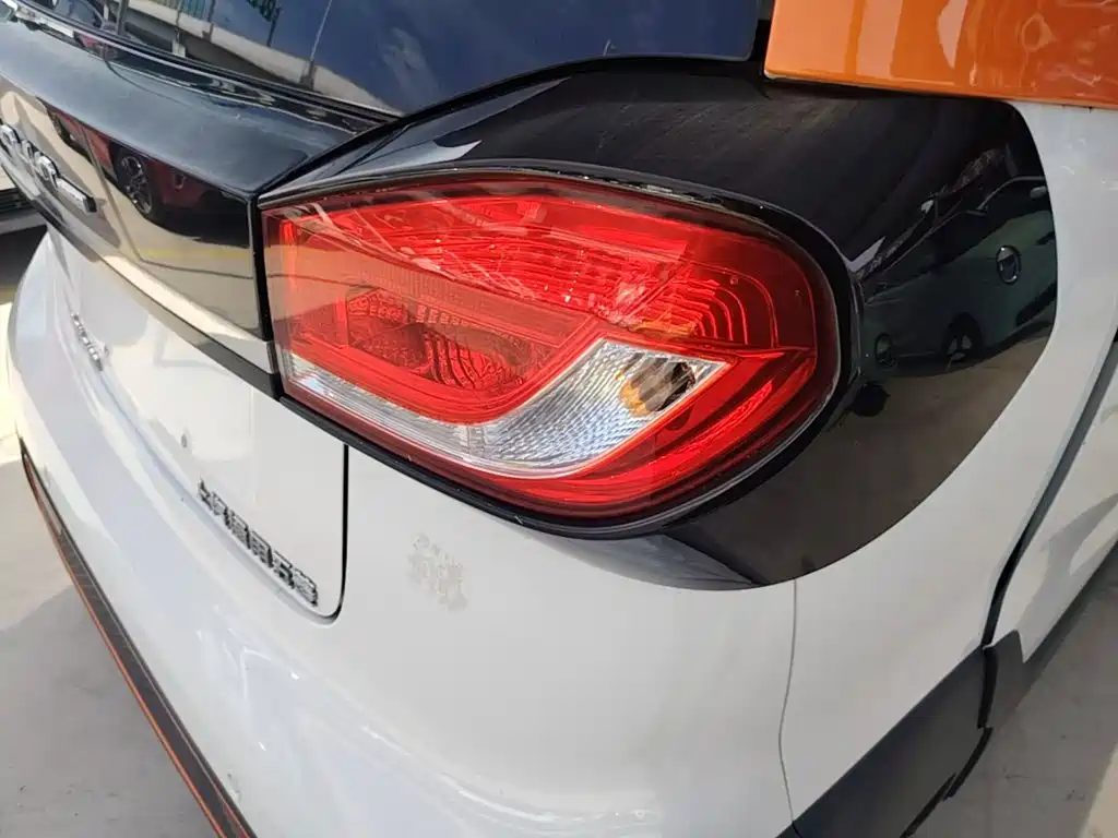 Baojun E100 2019 2019 250KM Smart Edition