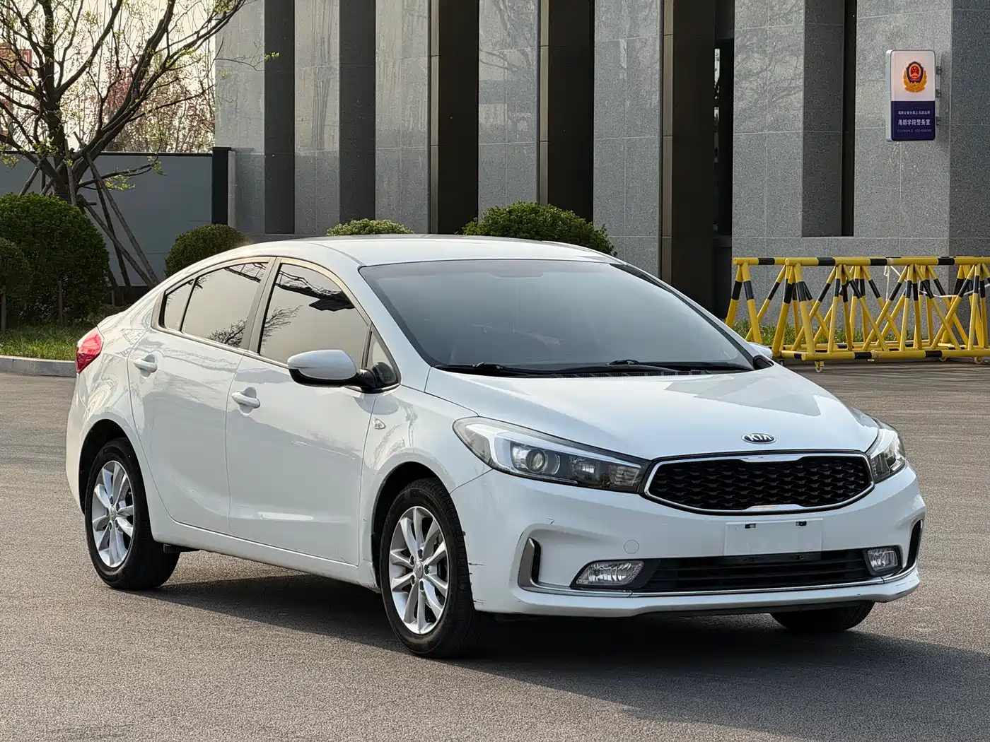 Kia K3 2016 1.6L Automatic GL фото 3
