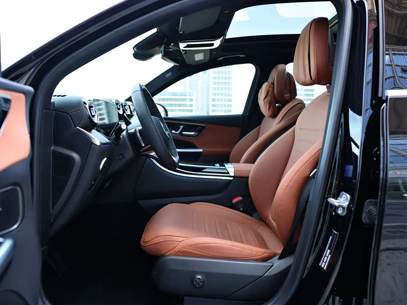 Mercedes-Benz GLC 2024 GLC 300 L 4MATIC Dynamic 5-seater фото 9