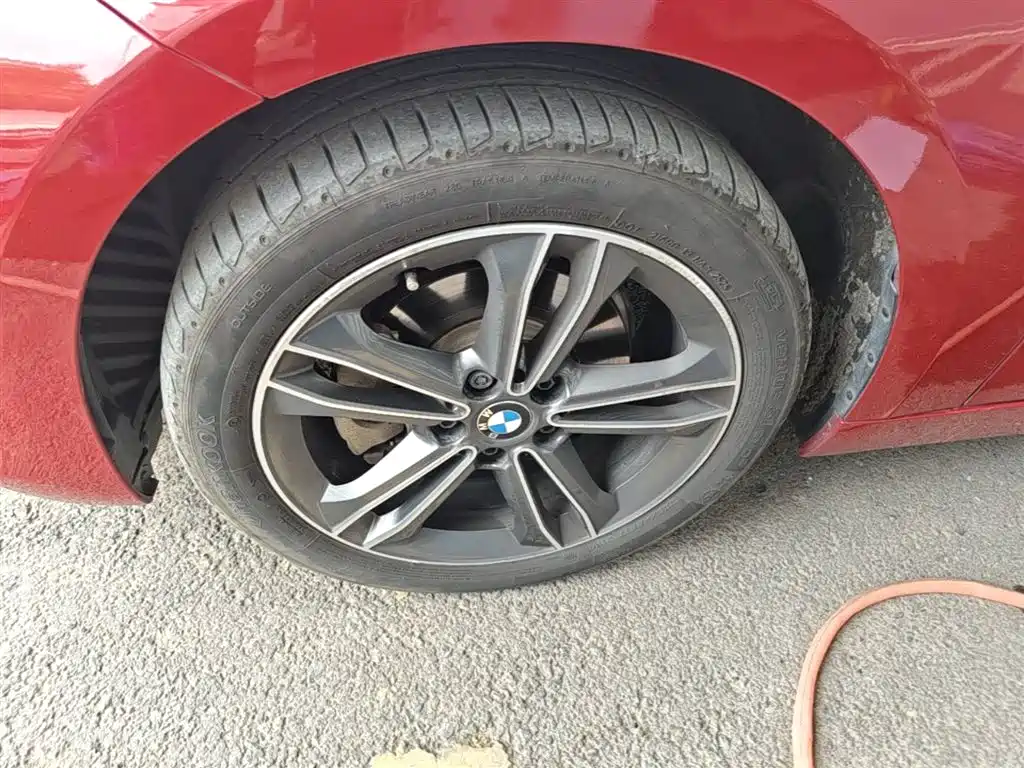 BMW 1 Series 2018 118i Sport Edition фото 23