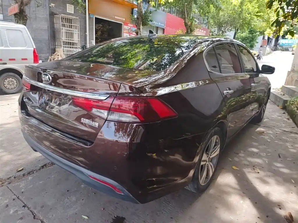 Kia Kaishen 2017 1.8L Automatic GLS фото 7