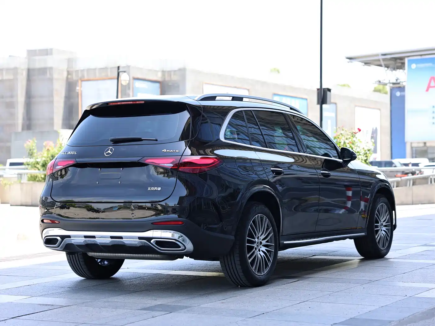 Mercedes-Benz GLC 2024 GLC 300 L 4MATIC Dynamic 5-seater фото 6