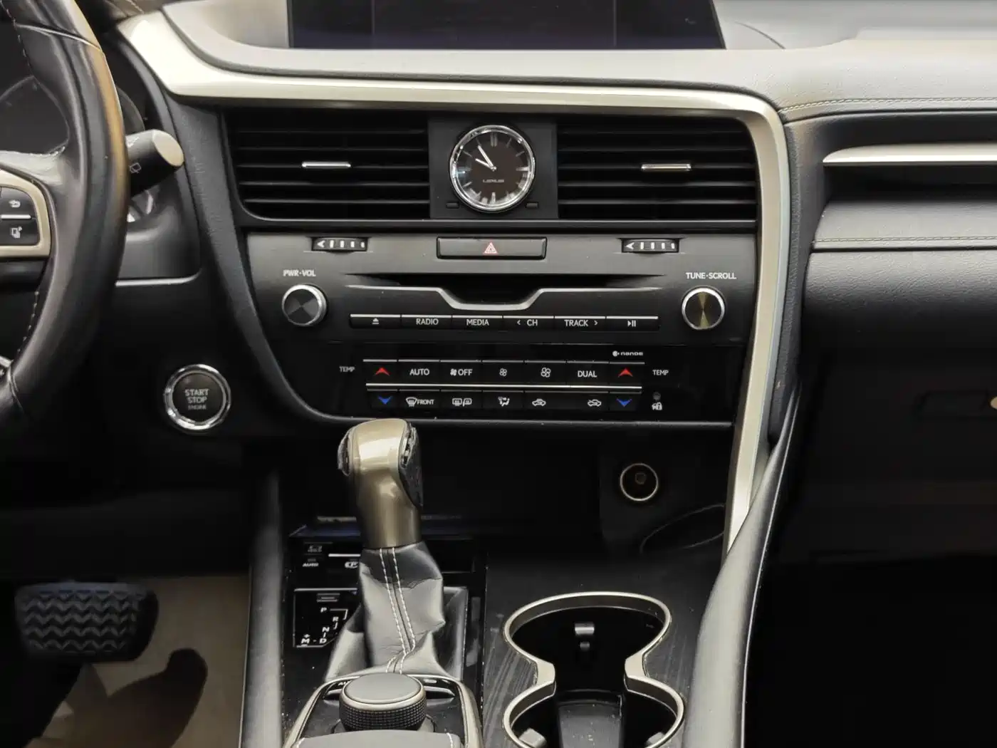Lexus RX 2016 300 2WD Elite Edition (China V) фото 21