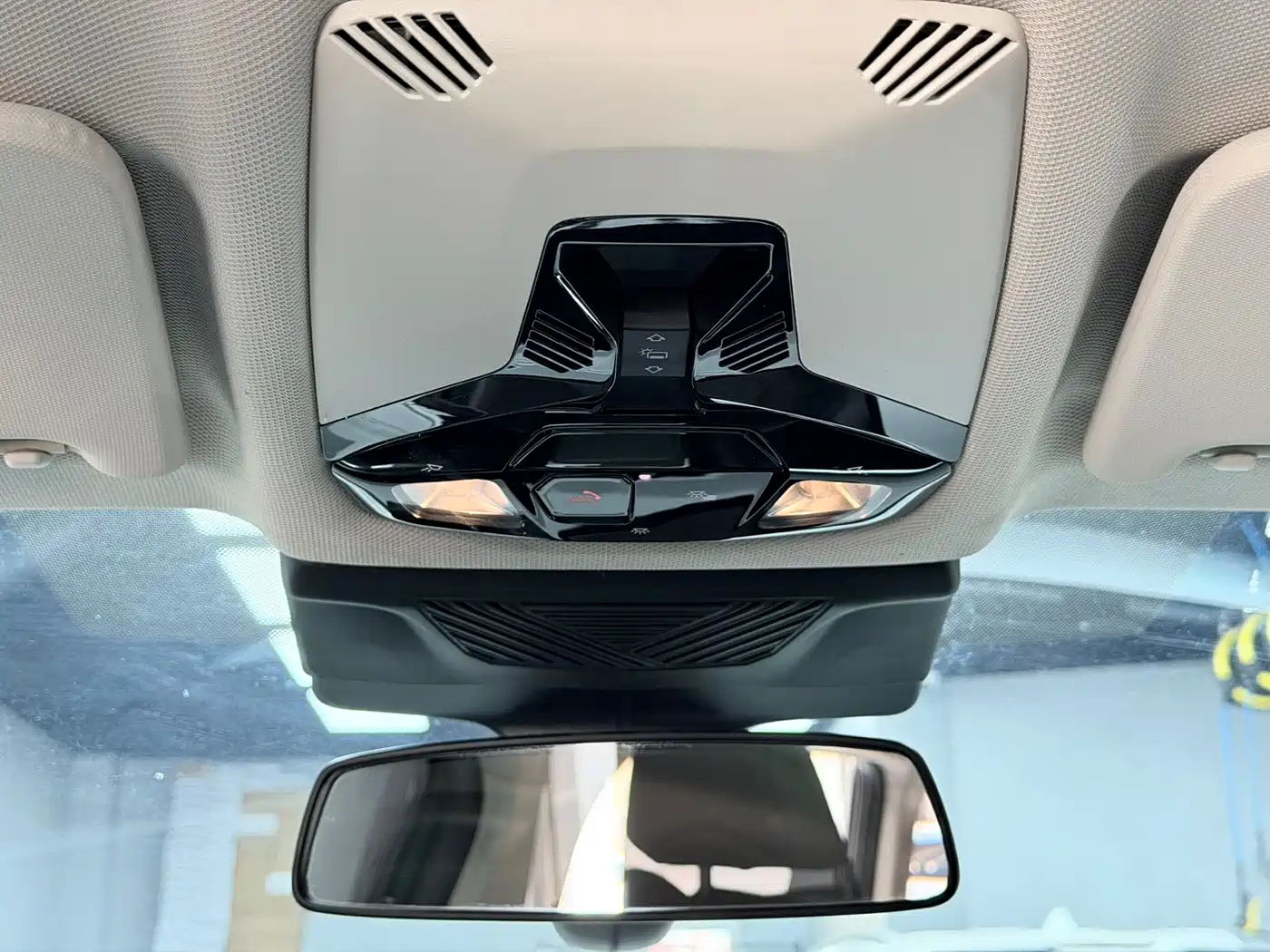 BMW X1 2023 sDrive20Li X Design Package фото 21
