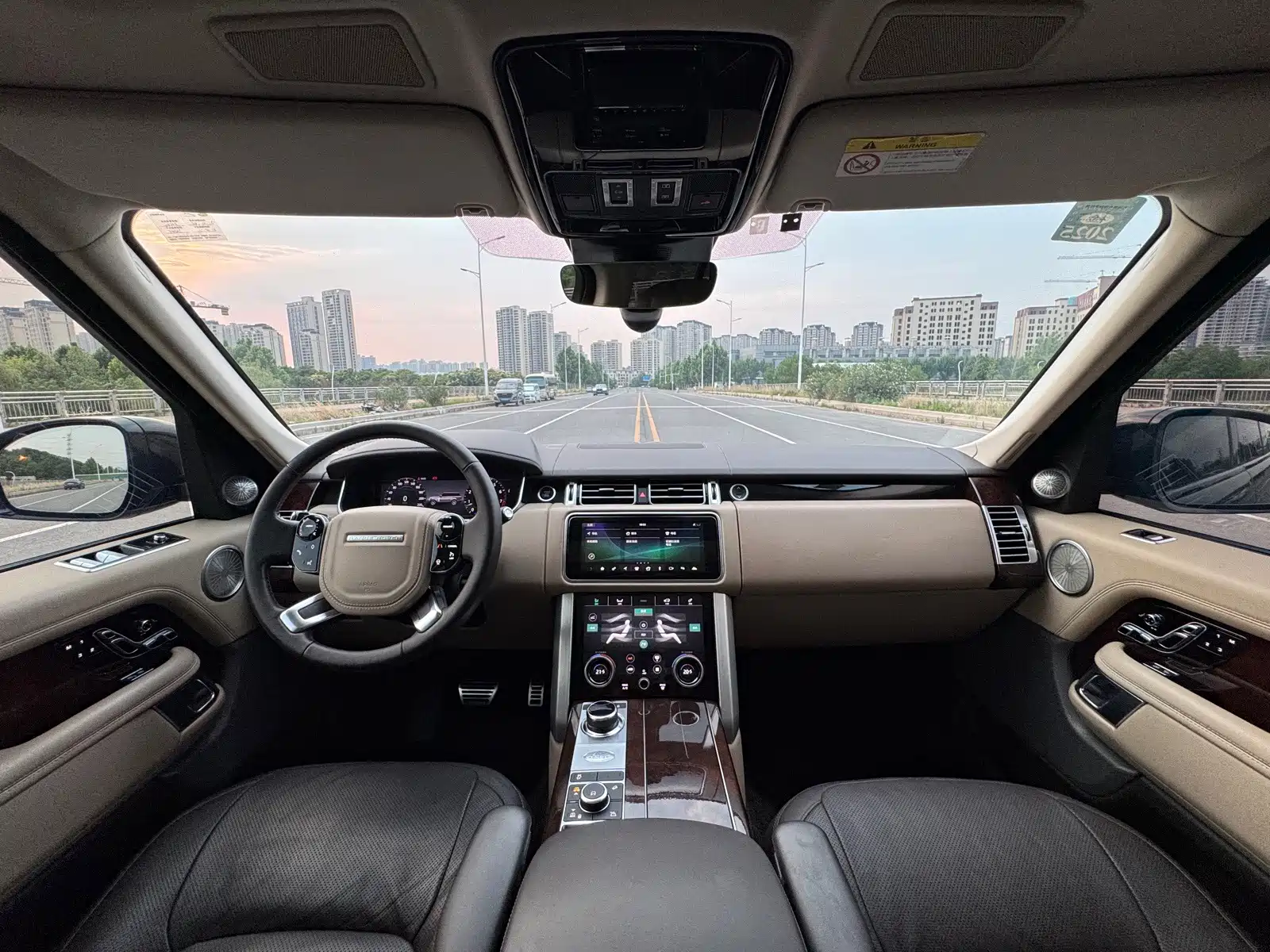Фото 26 - Land Rover Range Rover