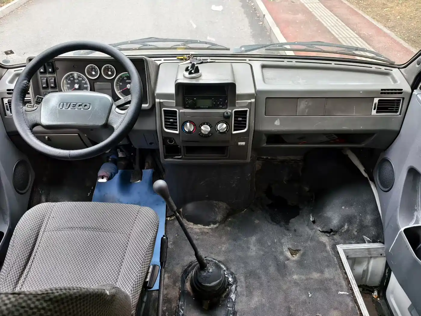 Iveco Daily 2015 2014 Model 2.5T-A35 NJ6485AC47Z4
