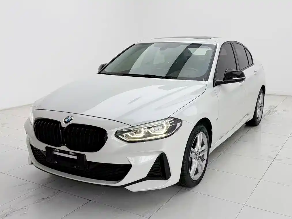 Фото 2 - BMW 1 Series
