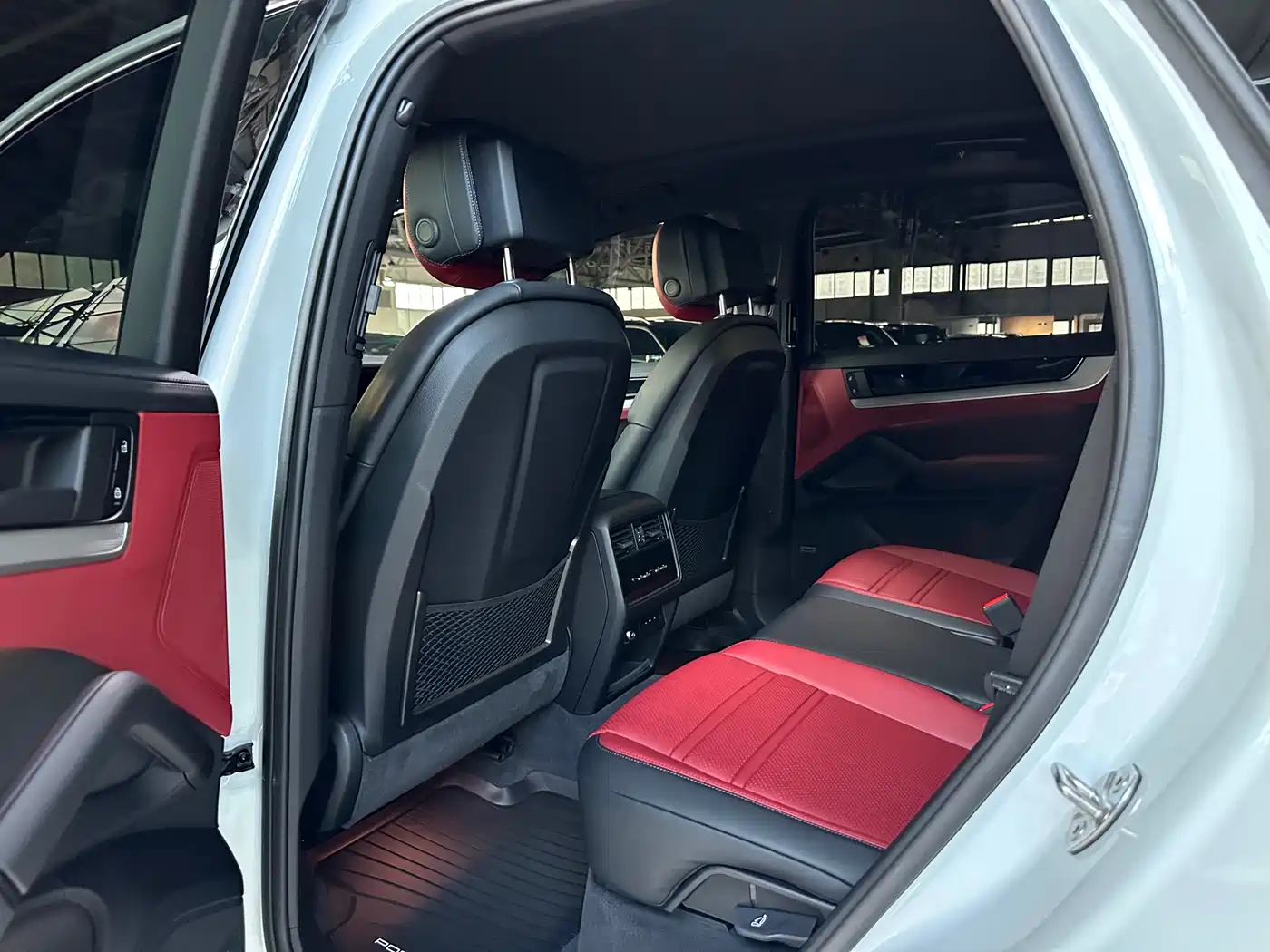 Porsche Cayenne 2025 Cayenne 3.0T фото 6