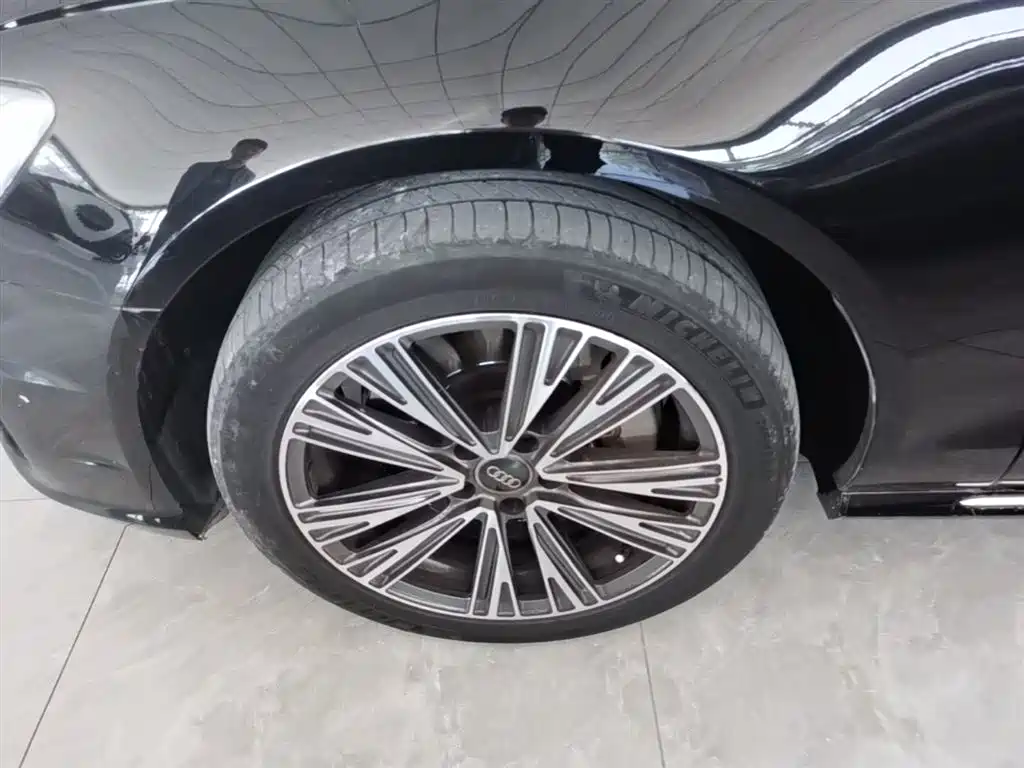 Audi A6L New Energy 2018 40 e-tron фото 22