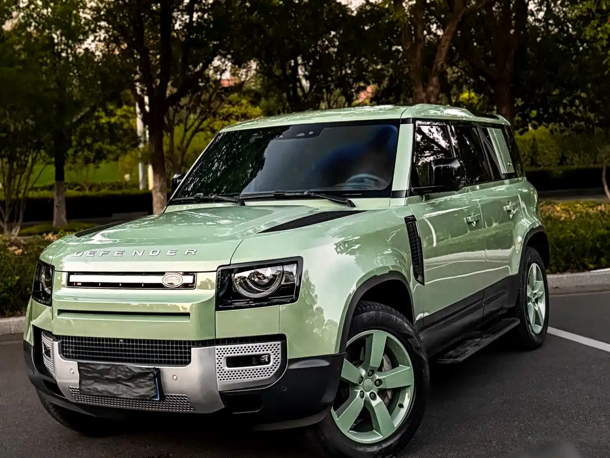 Land Rover Defender 2023 110 3.0T P400 75th Anniversary Legend Edition