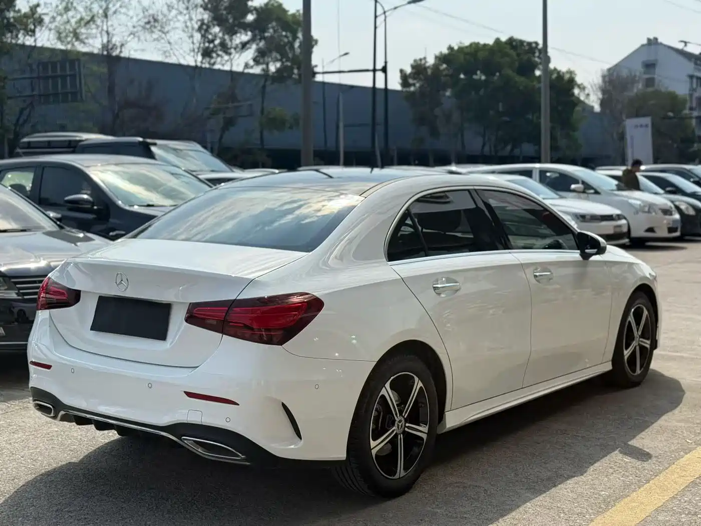 Mercedes-Benz A-Class 2023 A 200 L Fashion фото 9