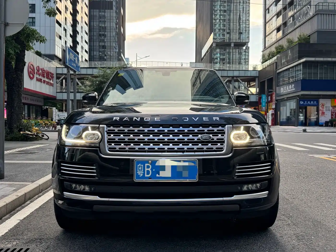 Land Rover Range Rover 2015 3.0 TDV6 Vogue фото 2