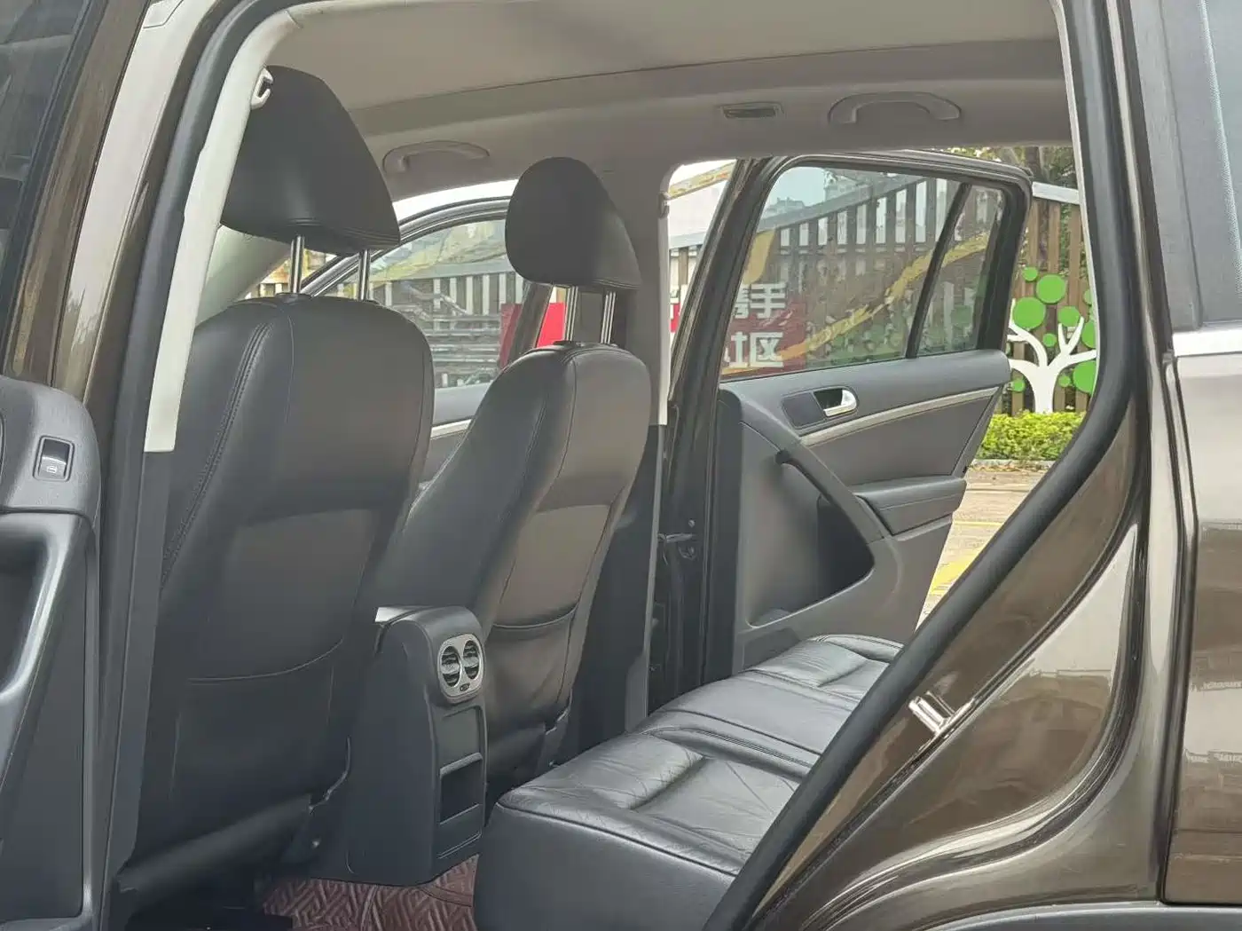 Volkswagen Tiguan 2013 1.8TSI Automatic 2WD Luxury Model фото 7