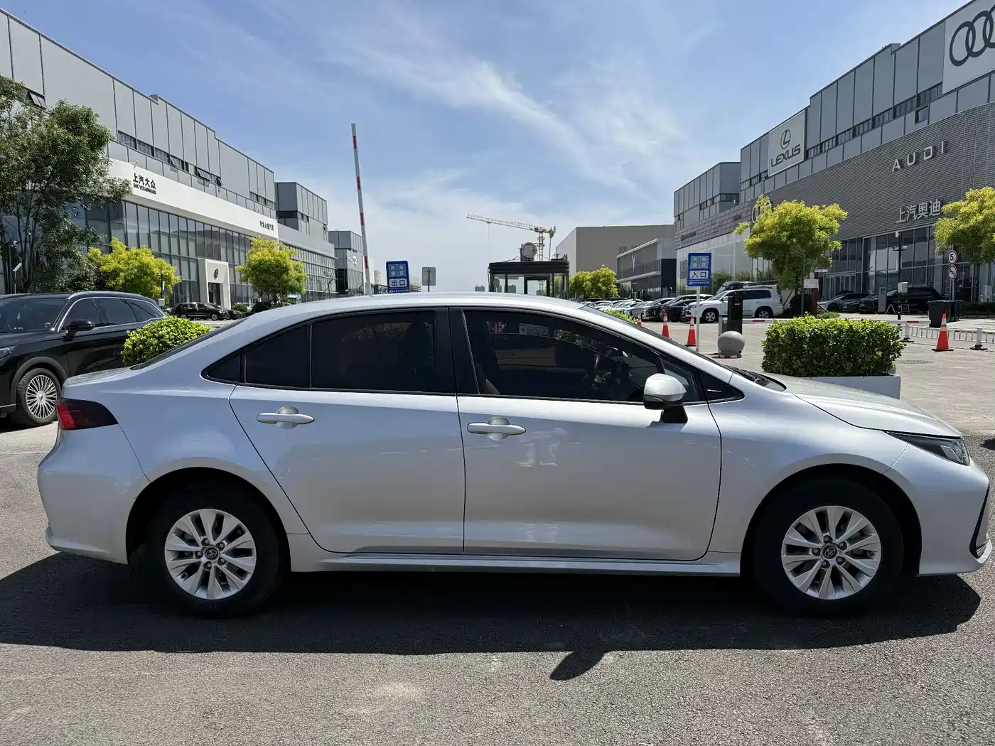 Toyota Corolla 2022 1.2T S-CVT Pioneer PLUS Edition фото 13