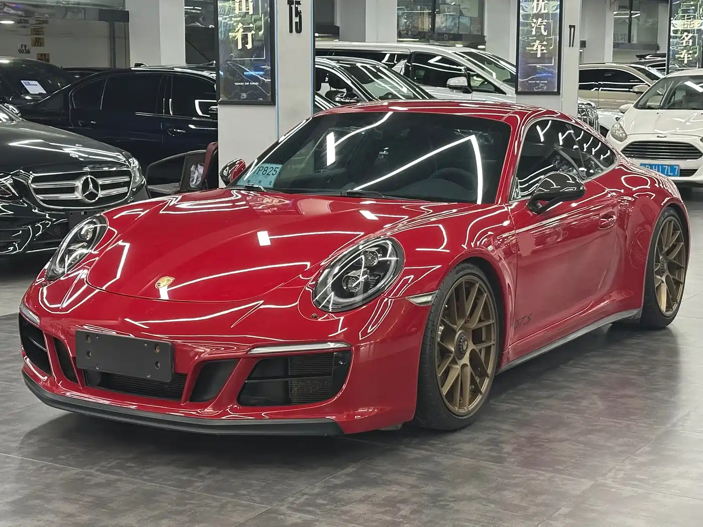 Porsche 911 2017 Carrera GTS 3.0T