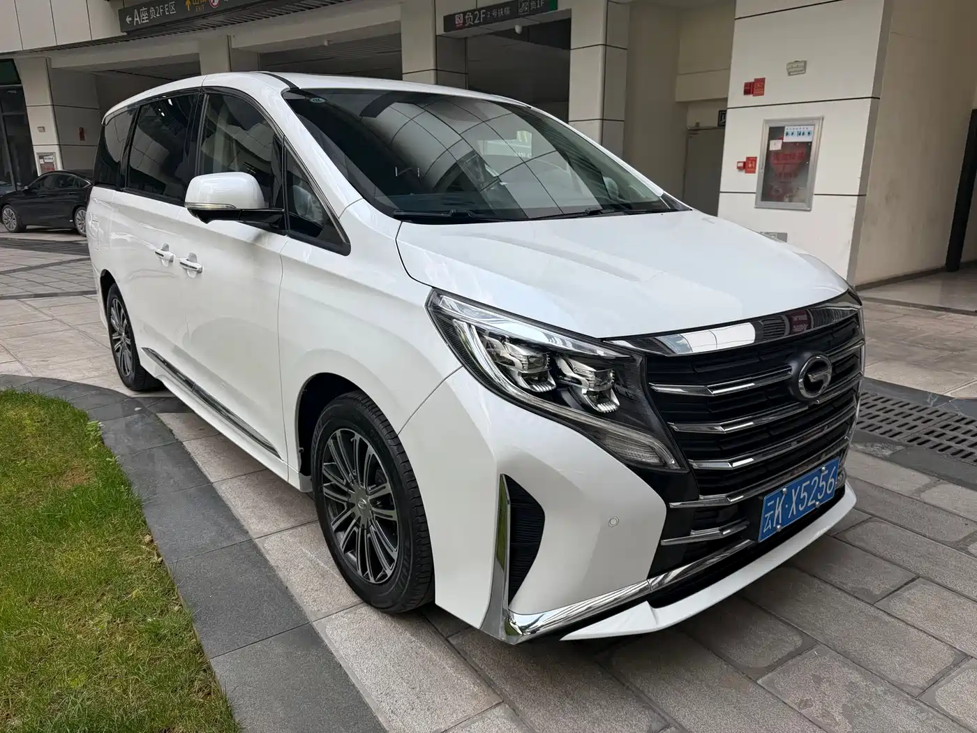 GAC TRUMPCHI TRUMPCHI M8