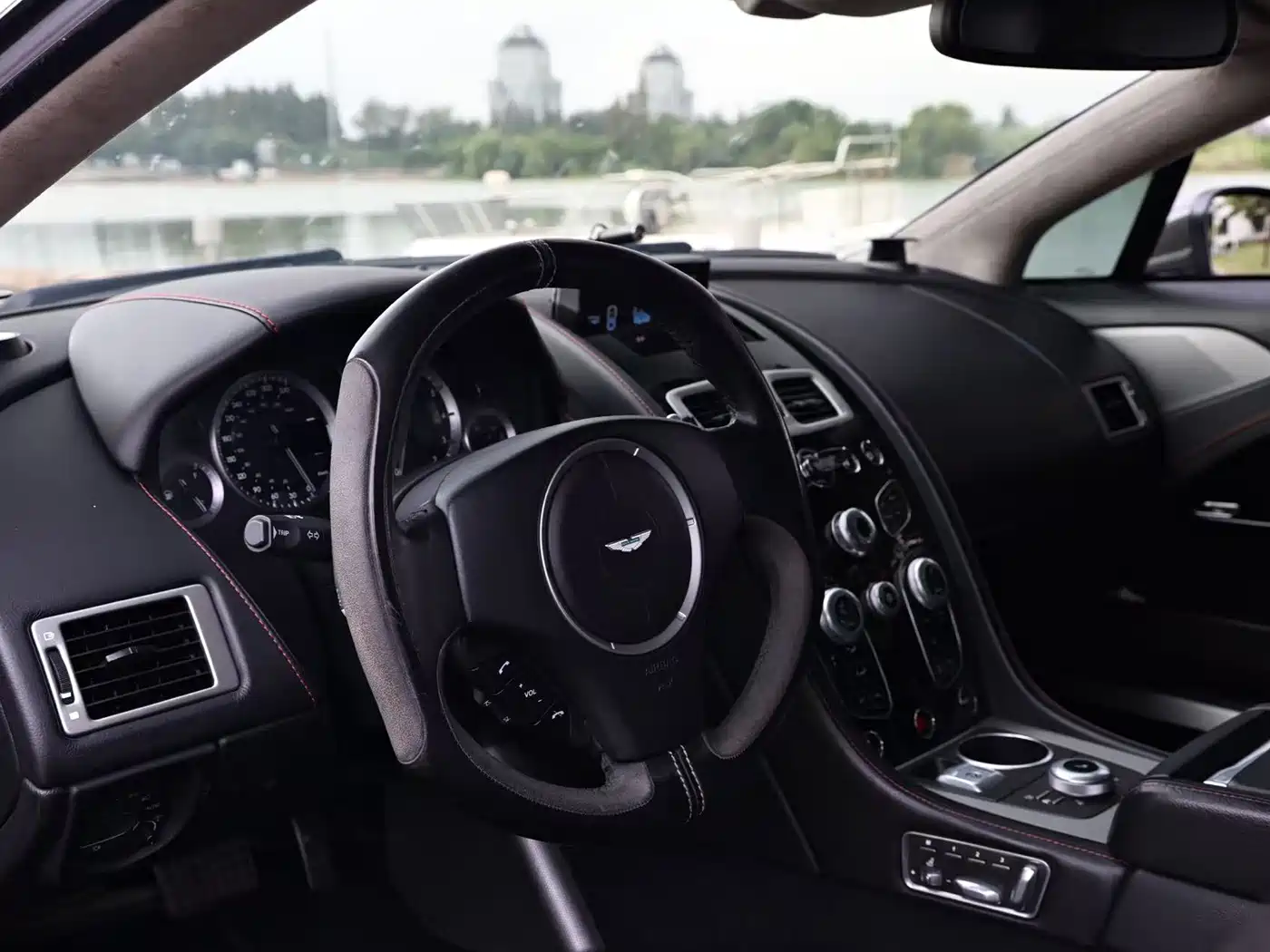 Aston Martin Rapide 2018 2017 6.0L S