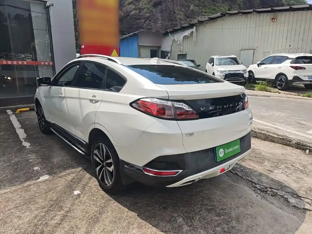 Venucia T90 2019 2018 2.0L CVT Smart Connected Premium Edition China VI