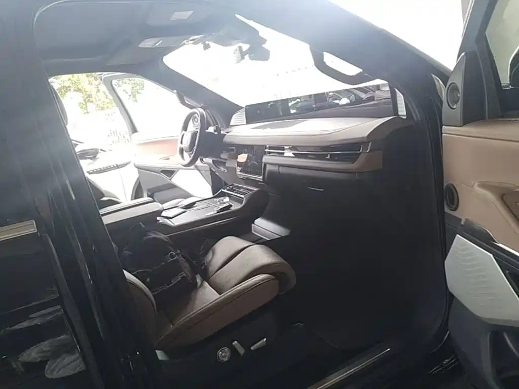 Lincoln Navigator 2025 2025 3.5T Presidential Edition