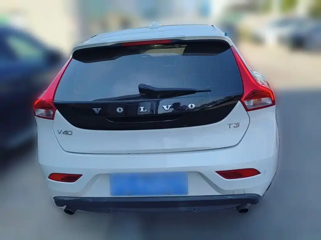 Volvo V40 2019 2018 T3 Inscription Edition