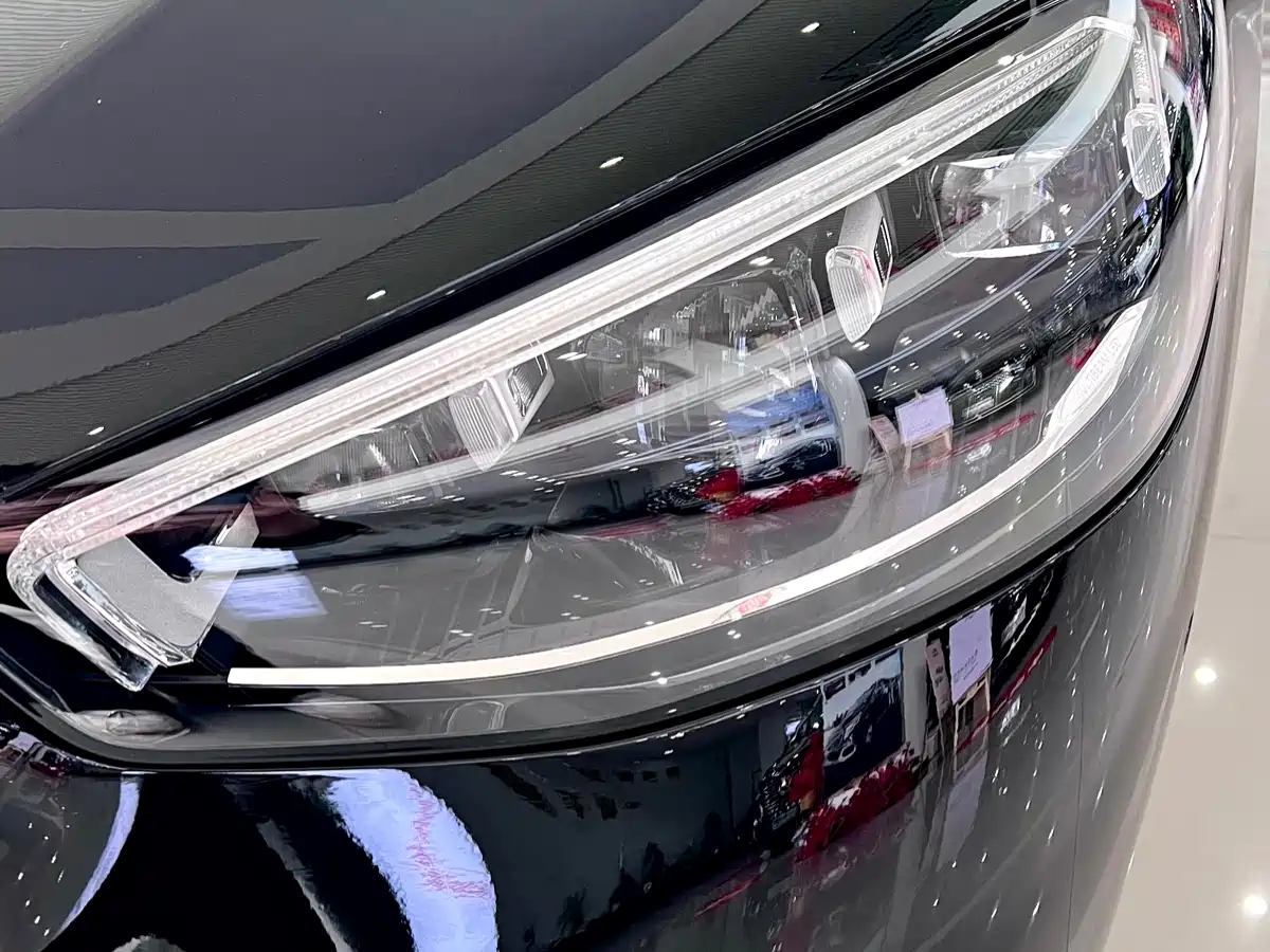 Mercedes-Benz Maybach S-Class 2025 Model S 480 4MATIC фото 3