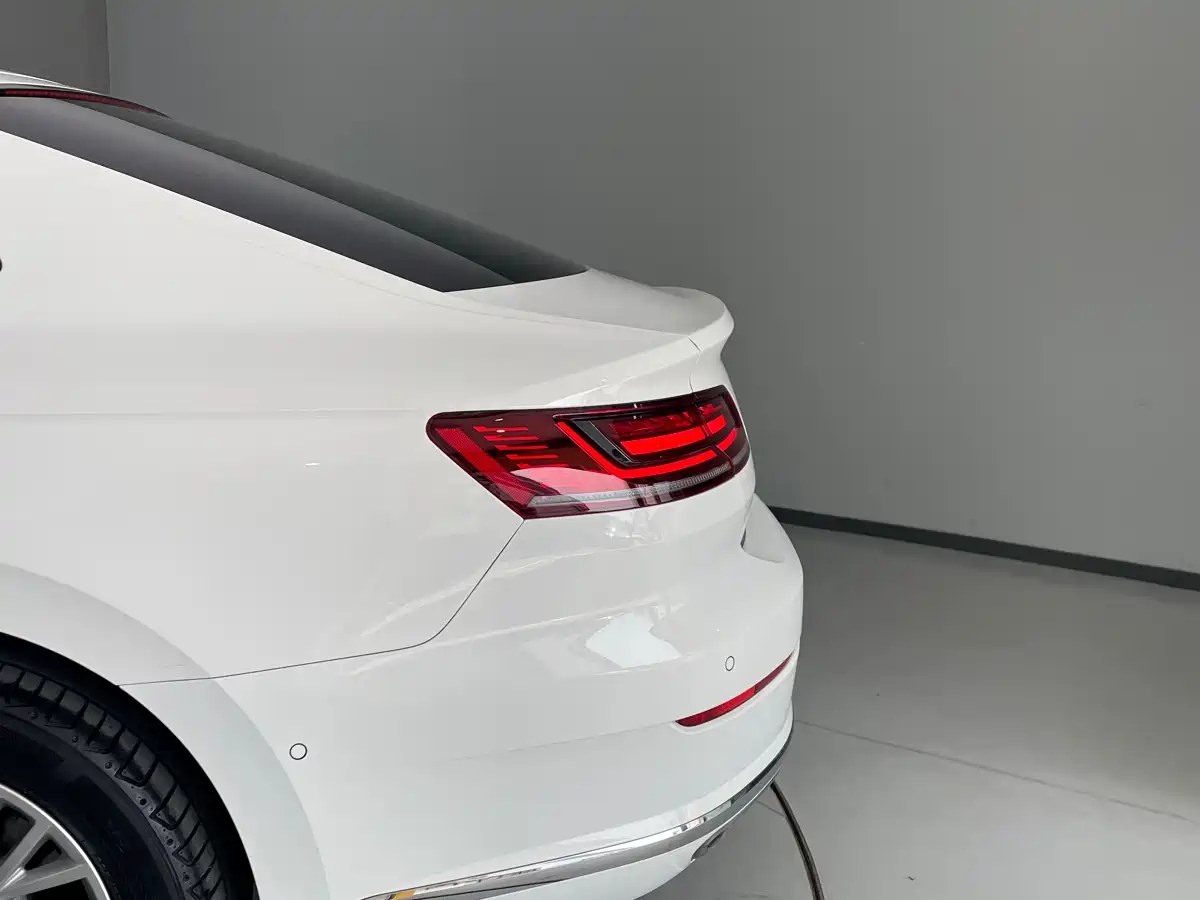 Volkswagen FAW-Volkswagen CC 2019 330TSI Charming Appearance (China V) фото 13