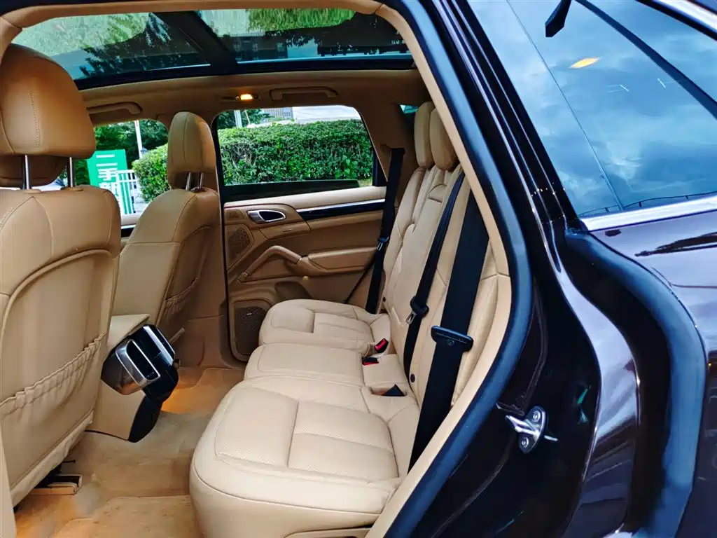 PORSCHE CAYENNE NEW ENERGY