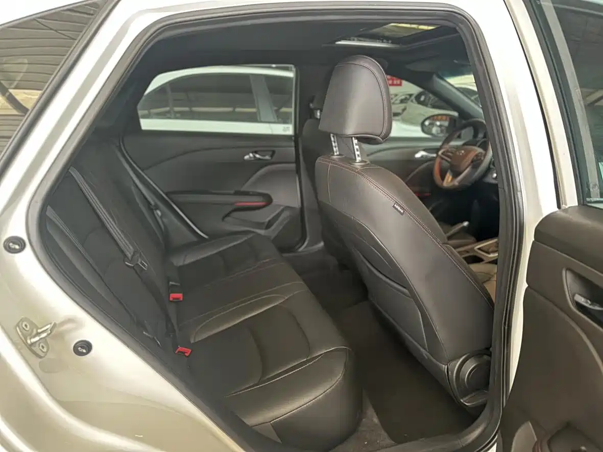 Chevrolet Monza 2022 Mild Hybrid RS 330T Automatic Comfort Edition фото 15