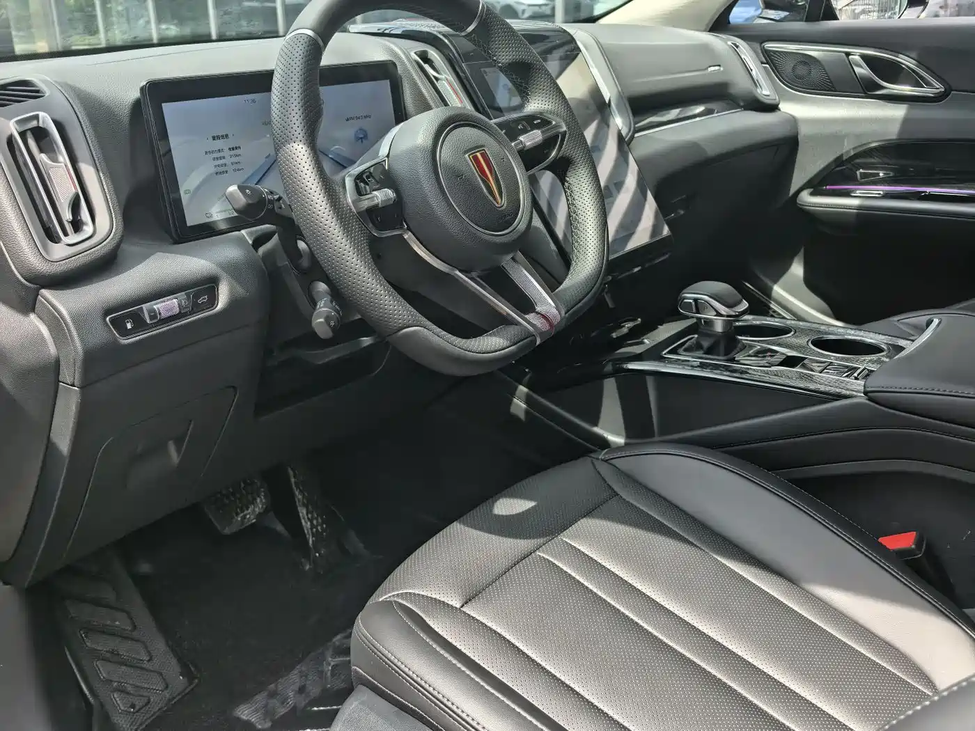 Hongqi HS3 PHEV 2024 PHEV 115km Power Edition фото 14
