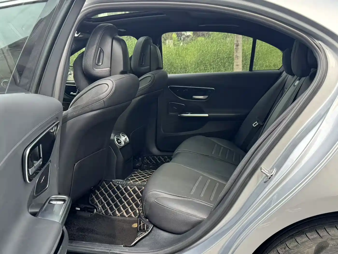 Mercedes-Benz C-Class 2023 Facelift C 260 L Sport Edition фото 9