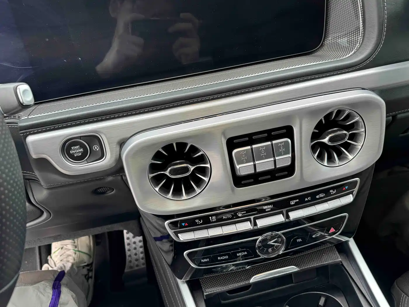 Mercedes-Benz G-Class 2023 G 500 фото 20