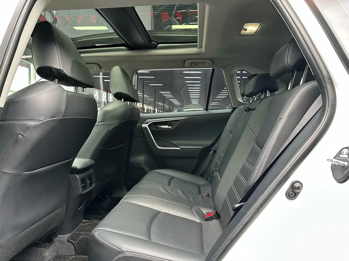 TOYOTA RAV4 RONGFANG