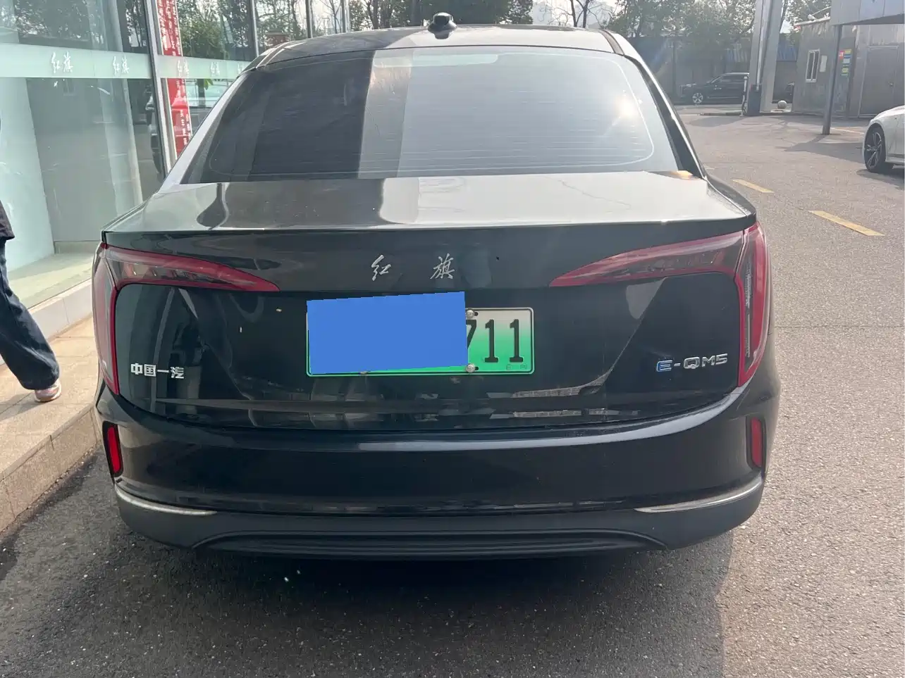 Hongqi E-QM5 2022 431km Charging Enjoyment Edition фото 6