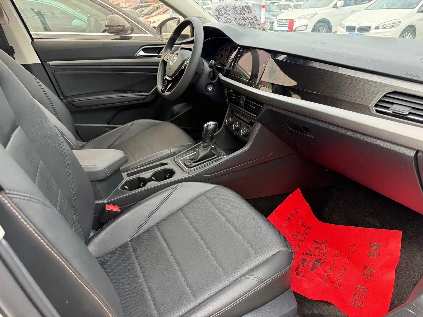 Volkswagen Lavida 2021 1.5L Auto Comfort Edition фото 6