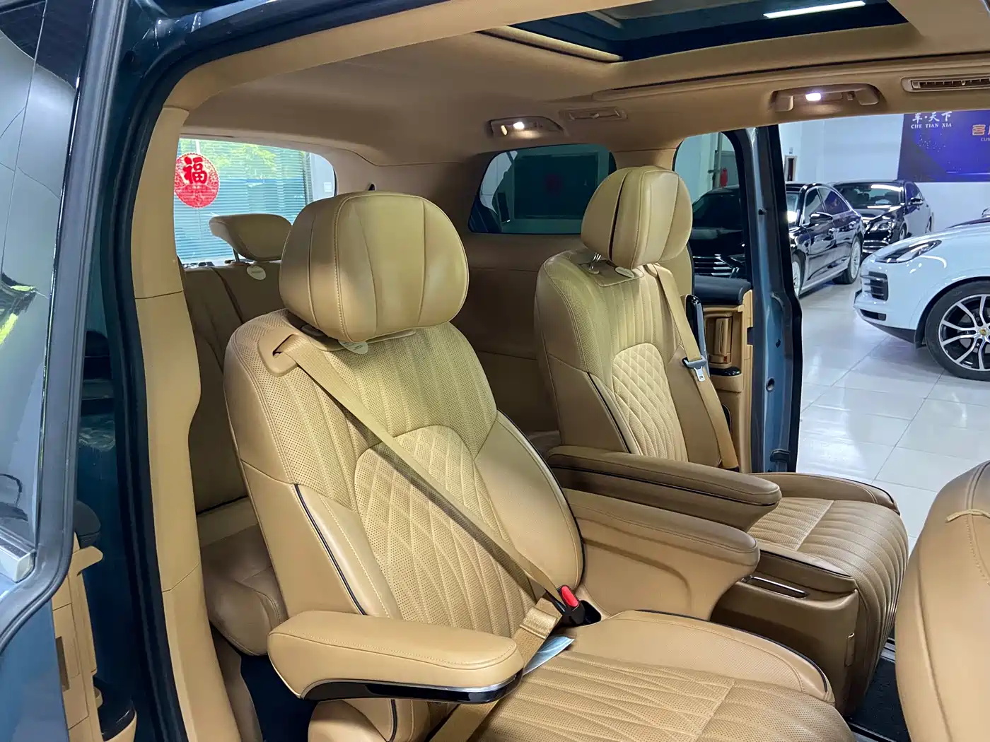 Voyah Auto Voyah Dreamer 2022 Low-carbon Dream+Smart Package фото 18