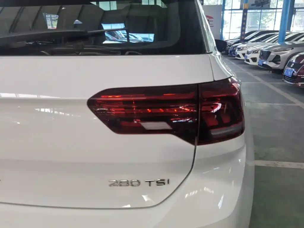 Volkswagen T-Roc, миниатюра 8