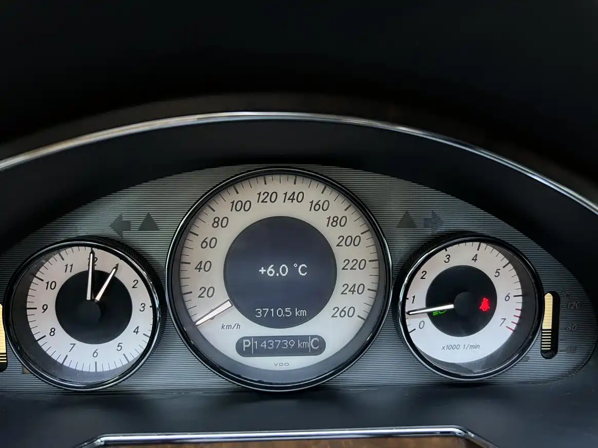 Mercedes-Benz CLS 2010 2009 CLS 300