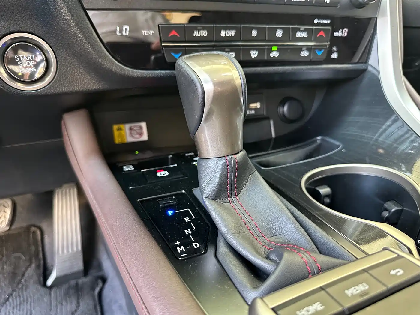 Lexus RX 2020 Facelift 300 AWD Elegance Edition фото 10